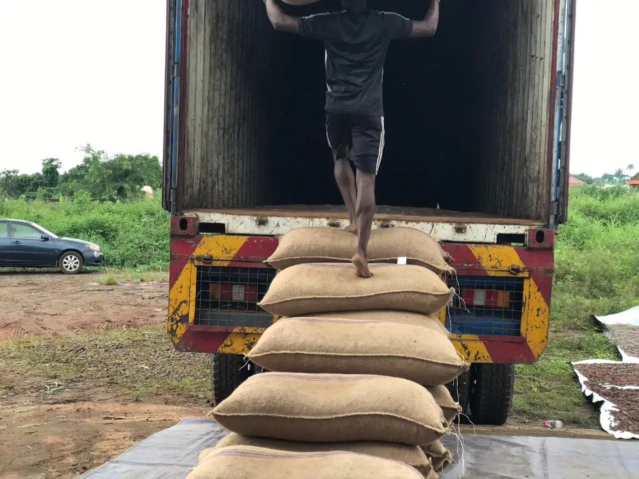 Informal Logistics Handling: The Backbone of Nigeria's Food Supply